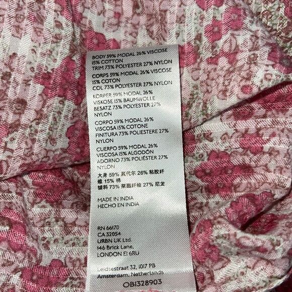 Urban Outfitters Women's Floral Blouse Mesh Sleeve Top Pleated Pink Rose Small - Picture 13 of 13